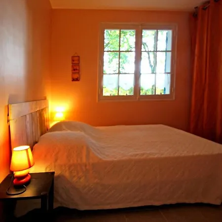 Maison 2 Chambres Avec Grand Jardin Arbore Vakantiehuis Andernos-les-Bains