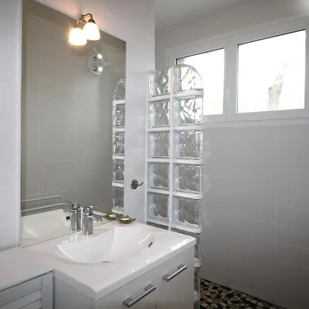 Maison 2 Chambres Avec Grand Jardin Arbore * Andernos-les-Bains